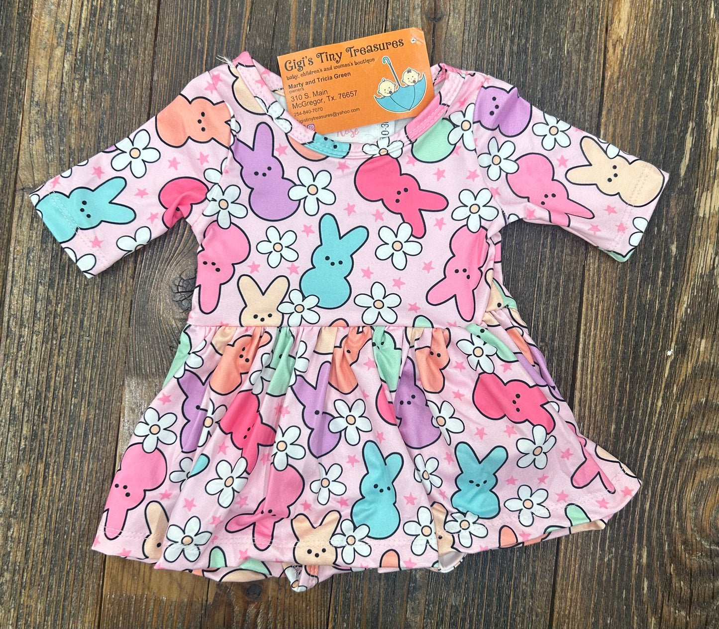 M&R Hangin’ with my Peeps 3/4 Twirl Bodysuit