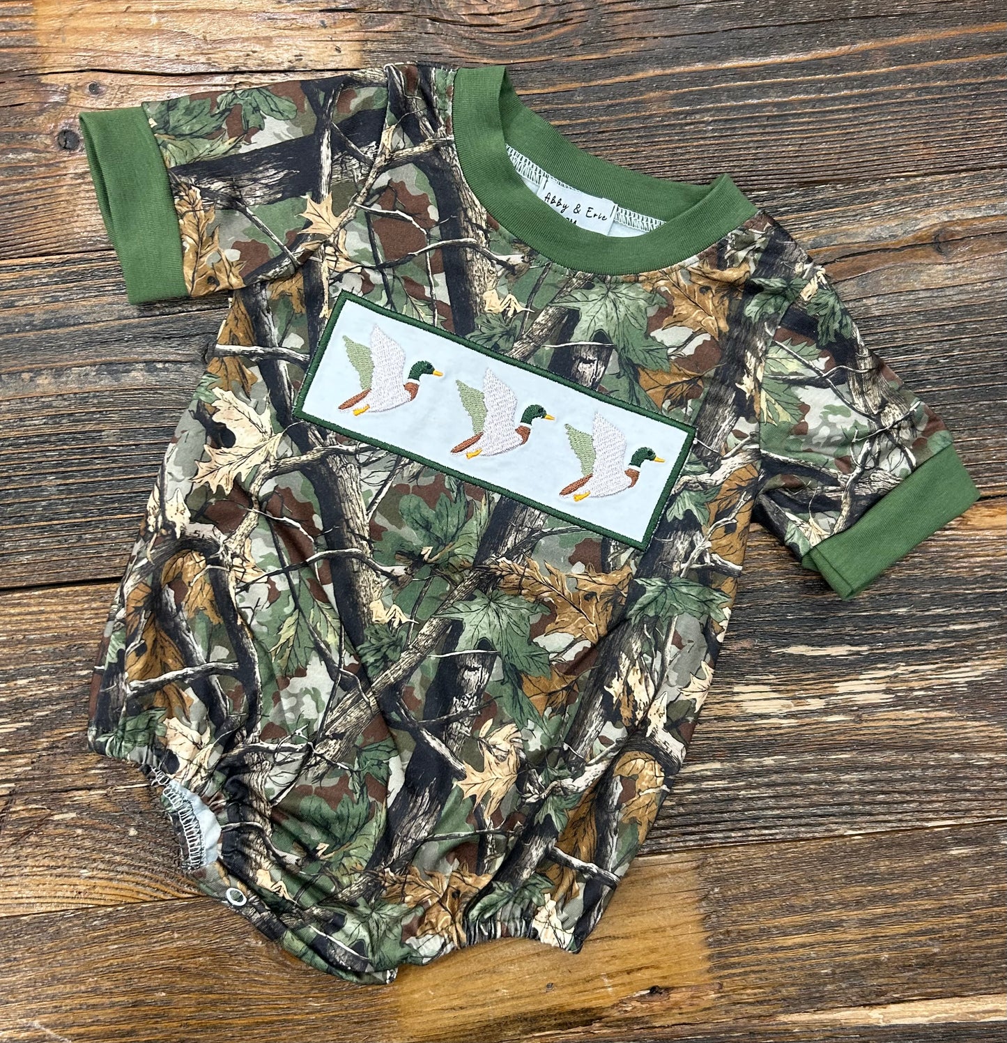Camo Duck Embroidered Bubble
