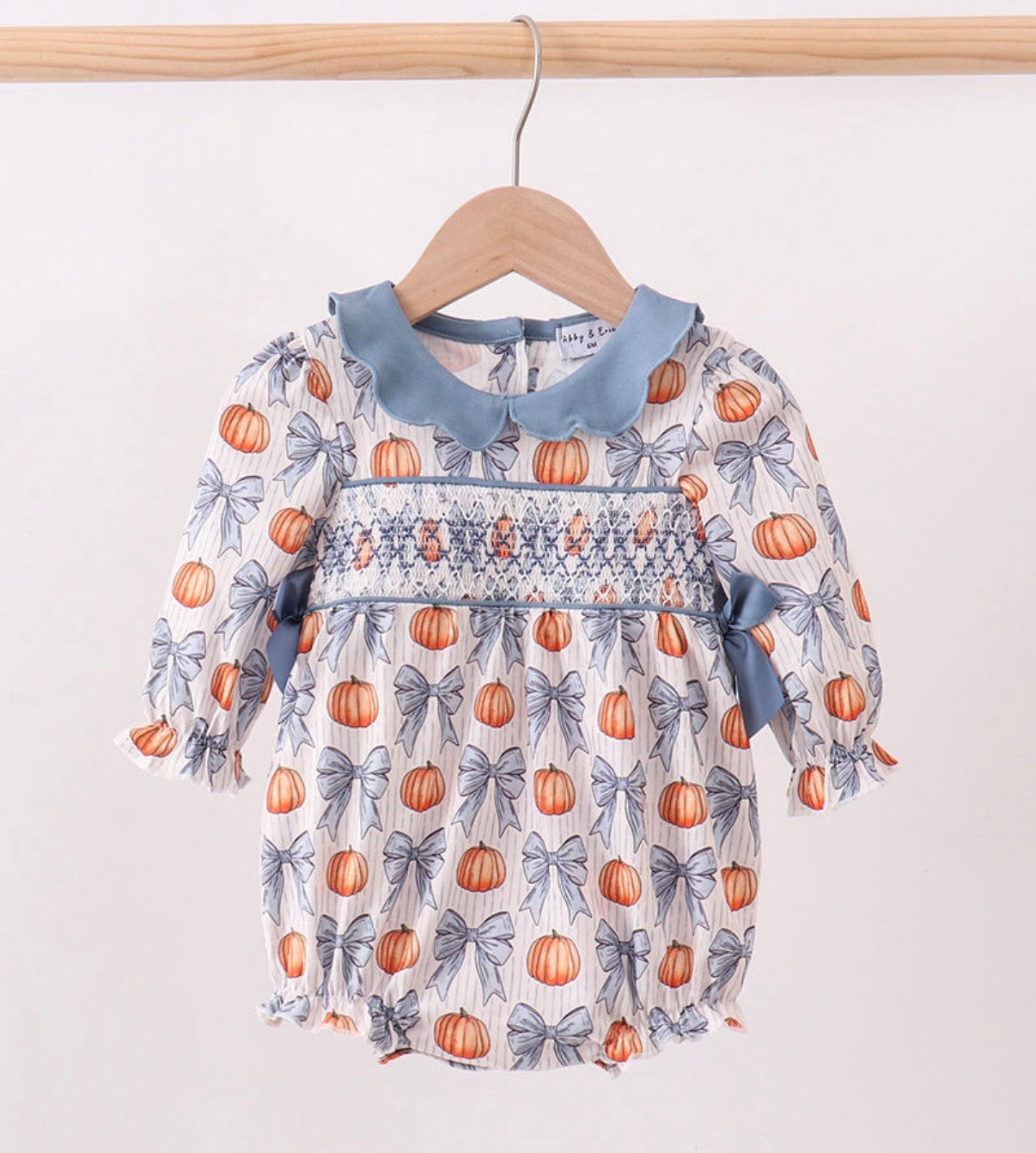 Blue Pumpkin Smocked Bubble