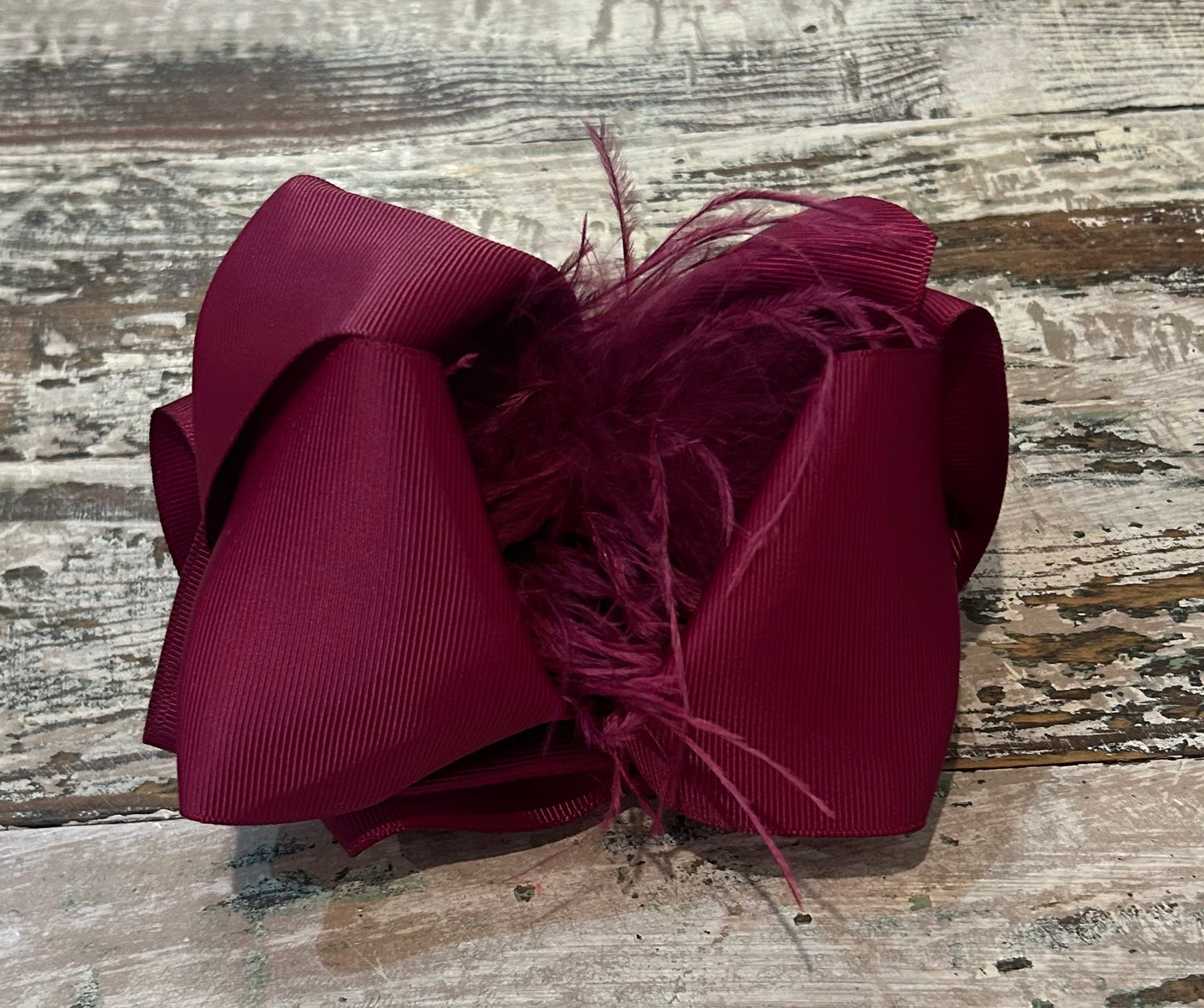 Feather bow