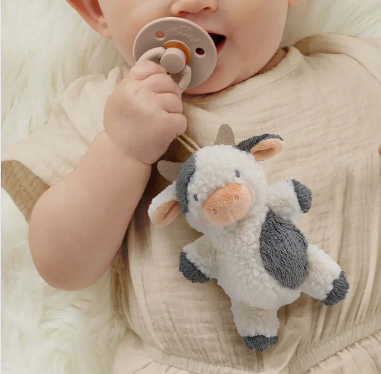 Itzy Ritzy Bitzy Pal