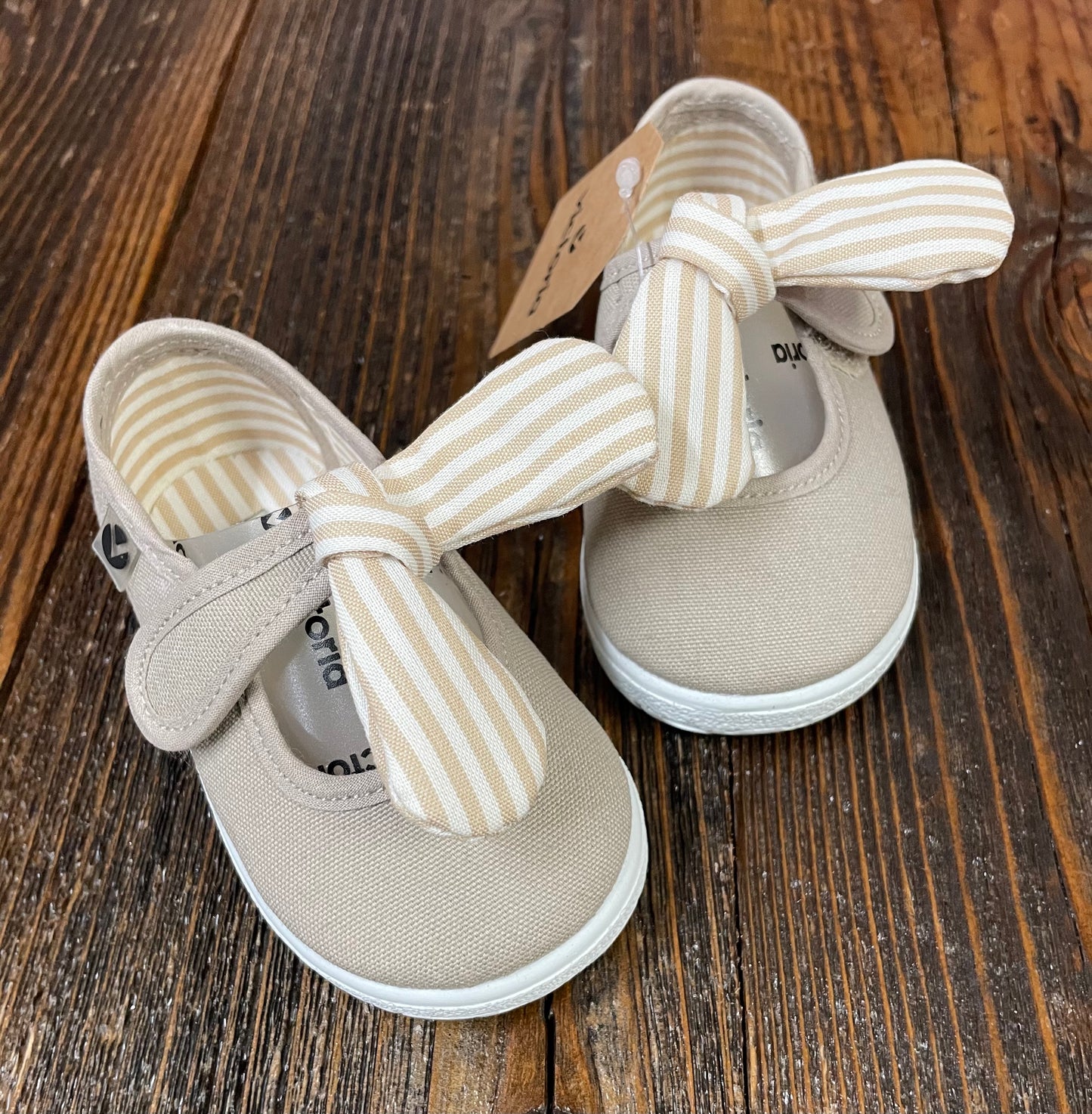 Victoria Velcro Bow Slip On