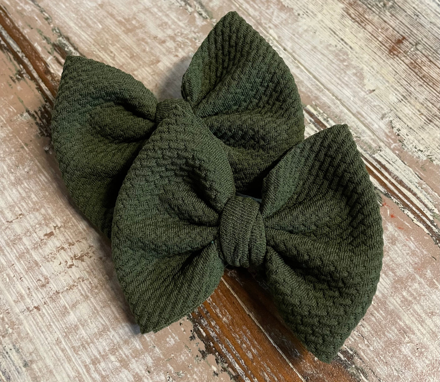 JJs 3in Solid Piggie Bows