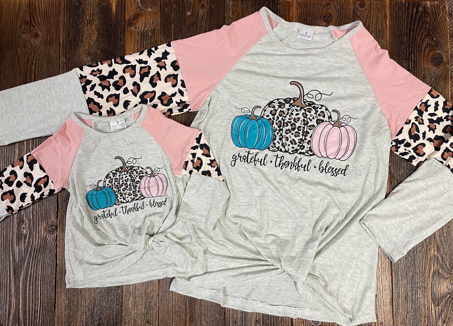 Grateful•Thankful•Blessed Top