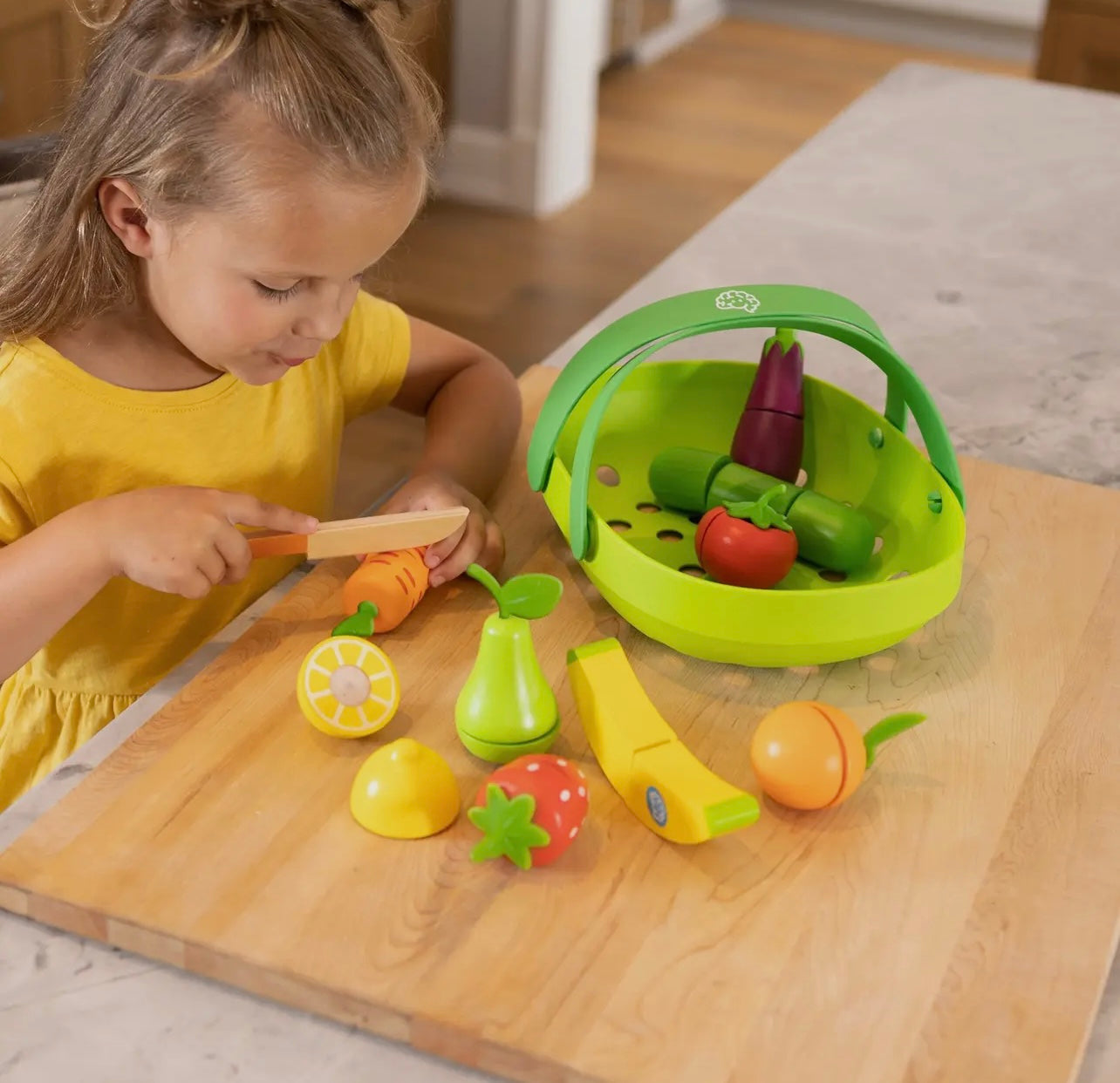 Fat Brain Pretendables Fruit & Veggie Basket