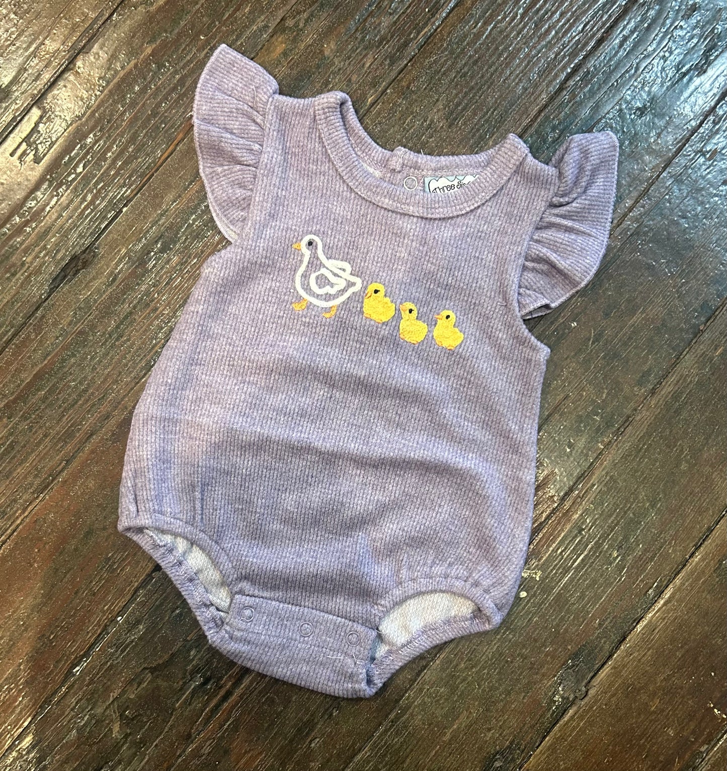 Three Sisters Mama Duck Bubble