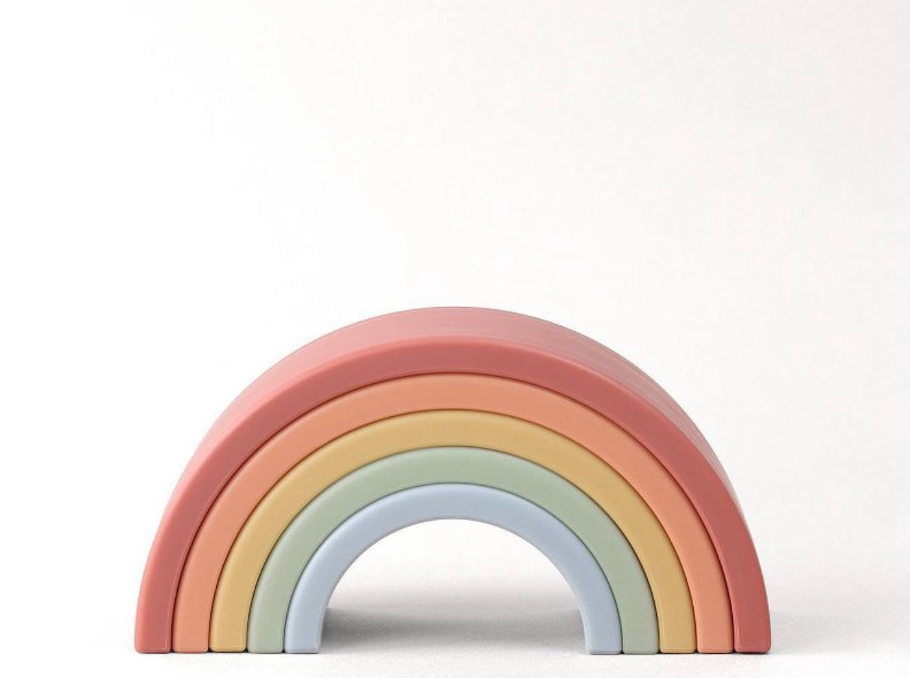 Itzy Ritzy Stacking Rainbow