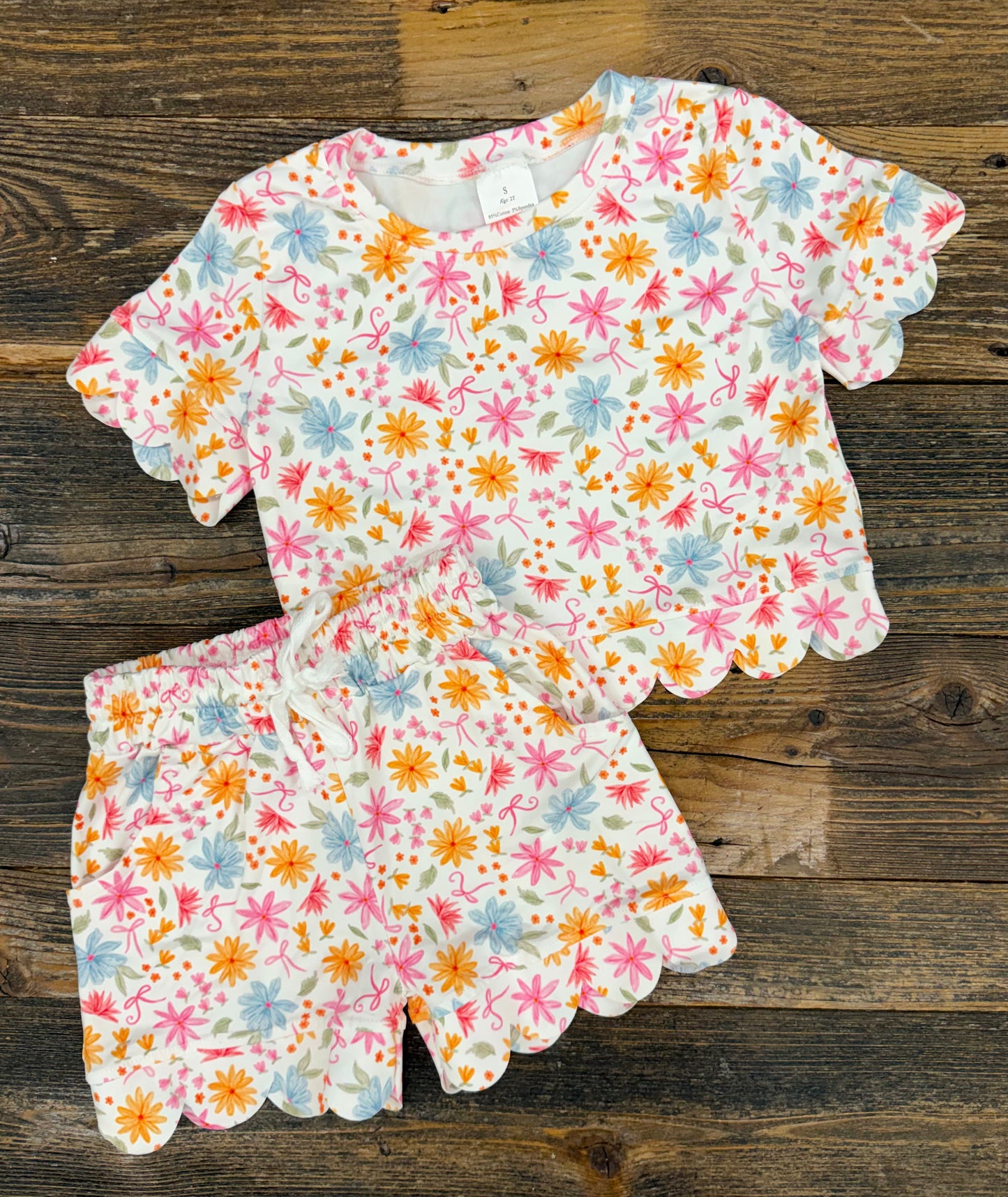 Spring Floral Scallop Short Set