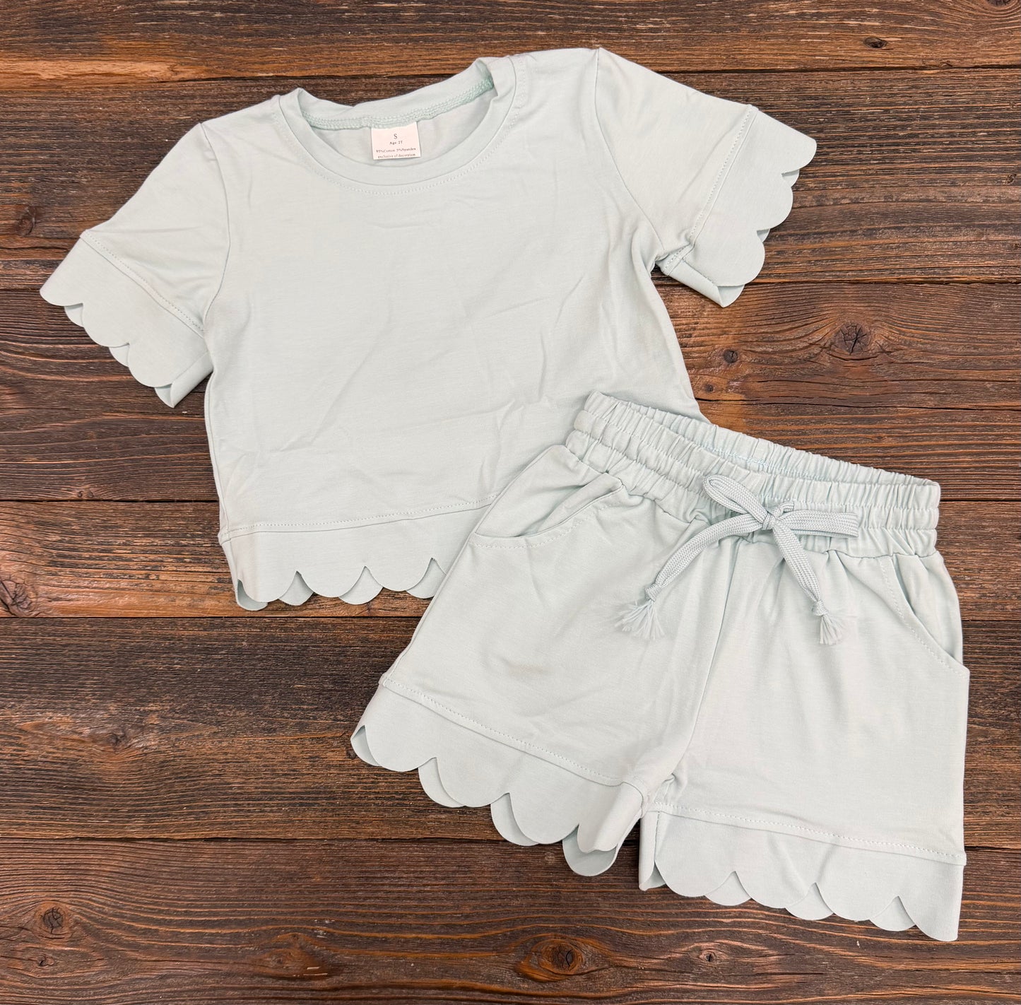 Scallop Short Set