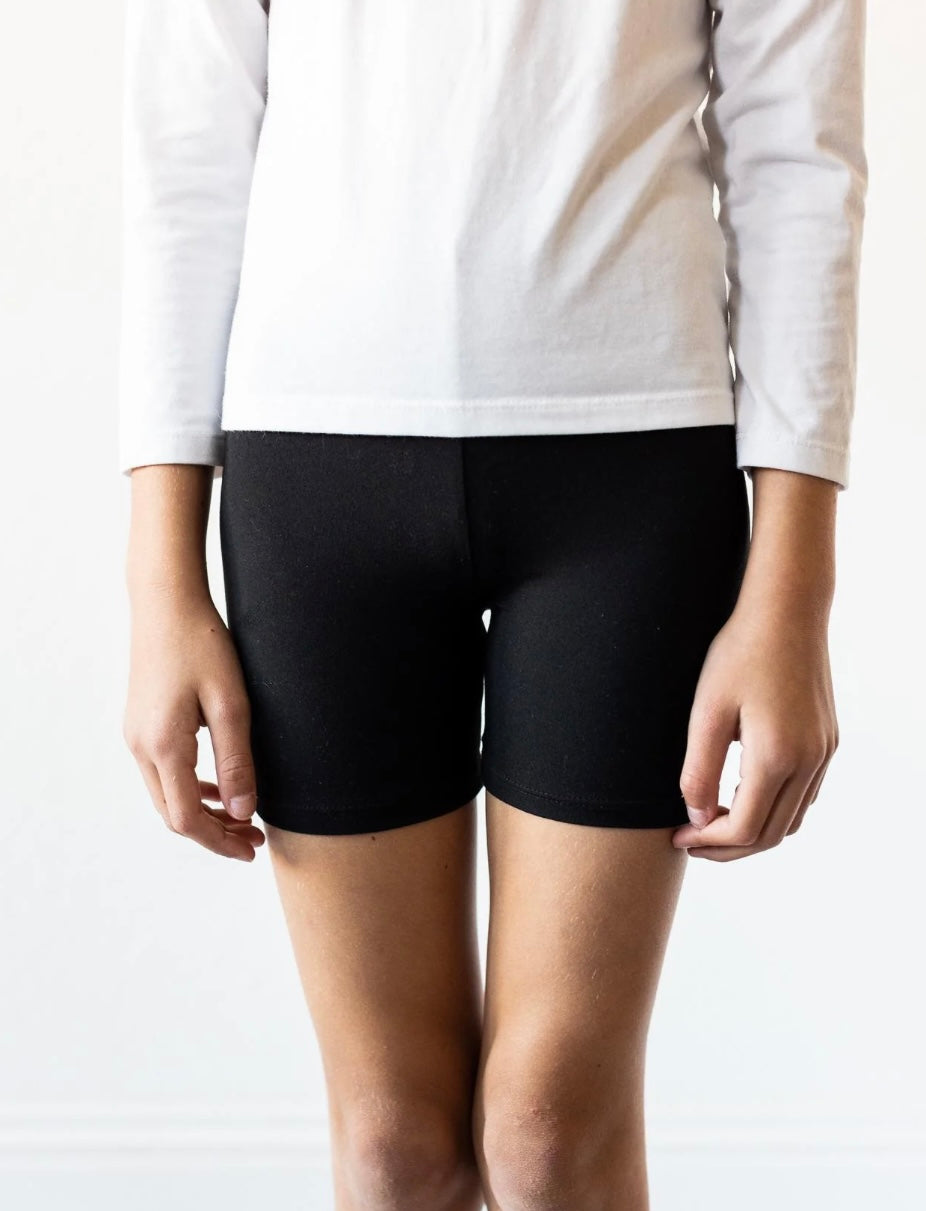 M&R Twirl Shorts