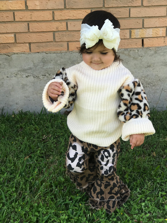 Cream Leopard Puff Sleeve Sweater