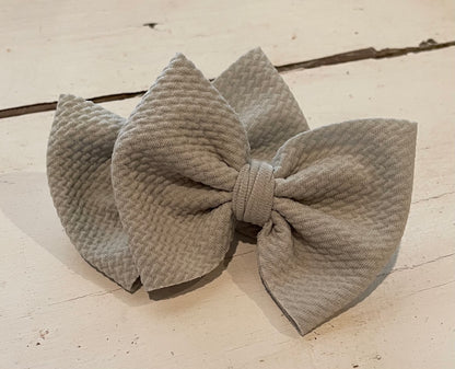 JJs 3in Solid Piggie Bows