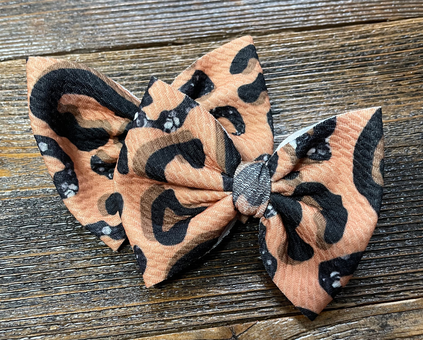 JJs 3in Printed Piggie Bows