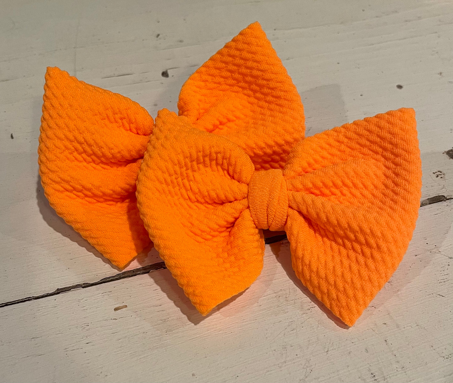 JJs 3in Solid Piggie Bows