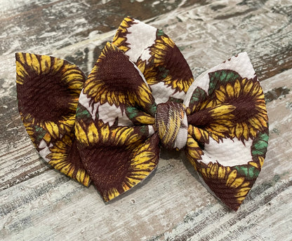 JJs 3in Printed Piggie Bows