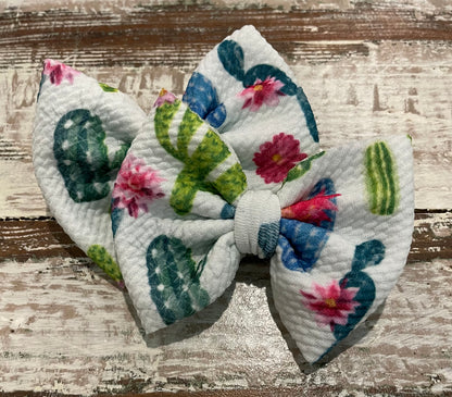 JJs 3in Printed Piggie Bows