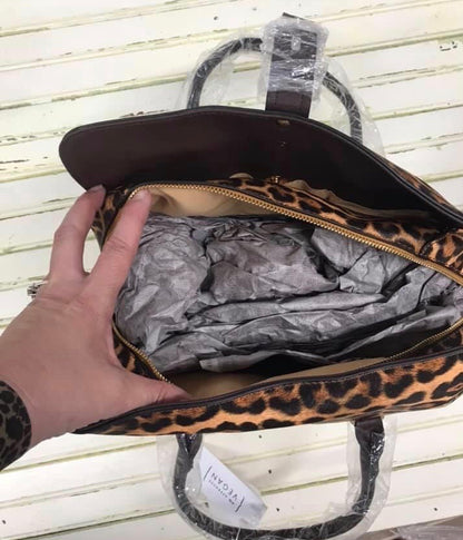 Leopard purse