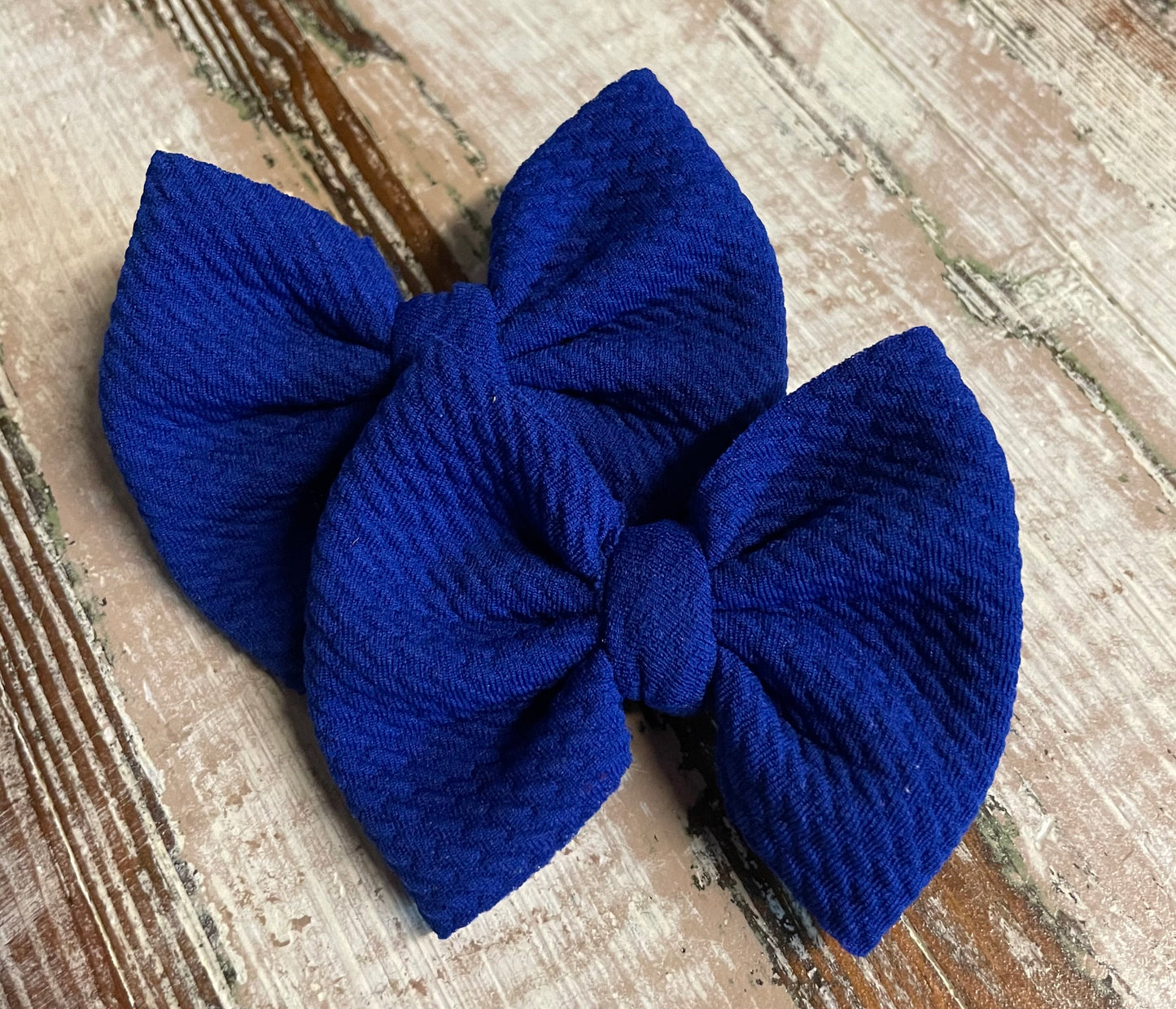 JJs 3in Solid Piggie Bows
