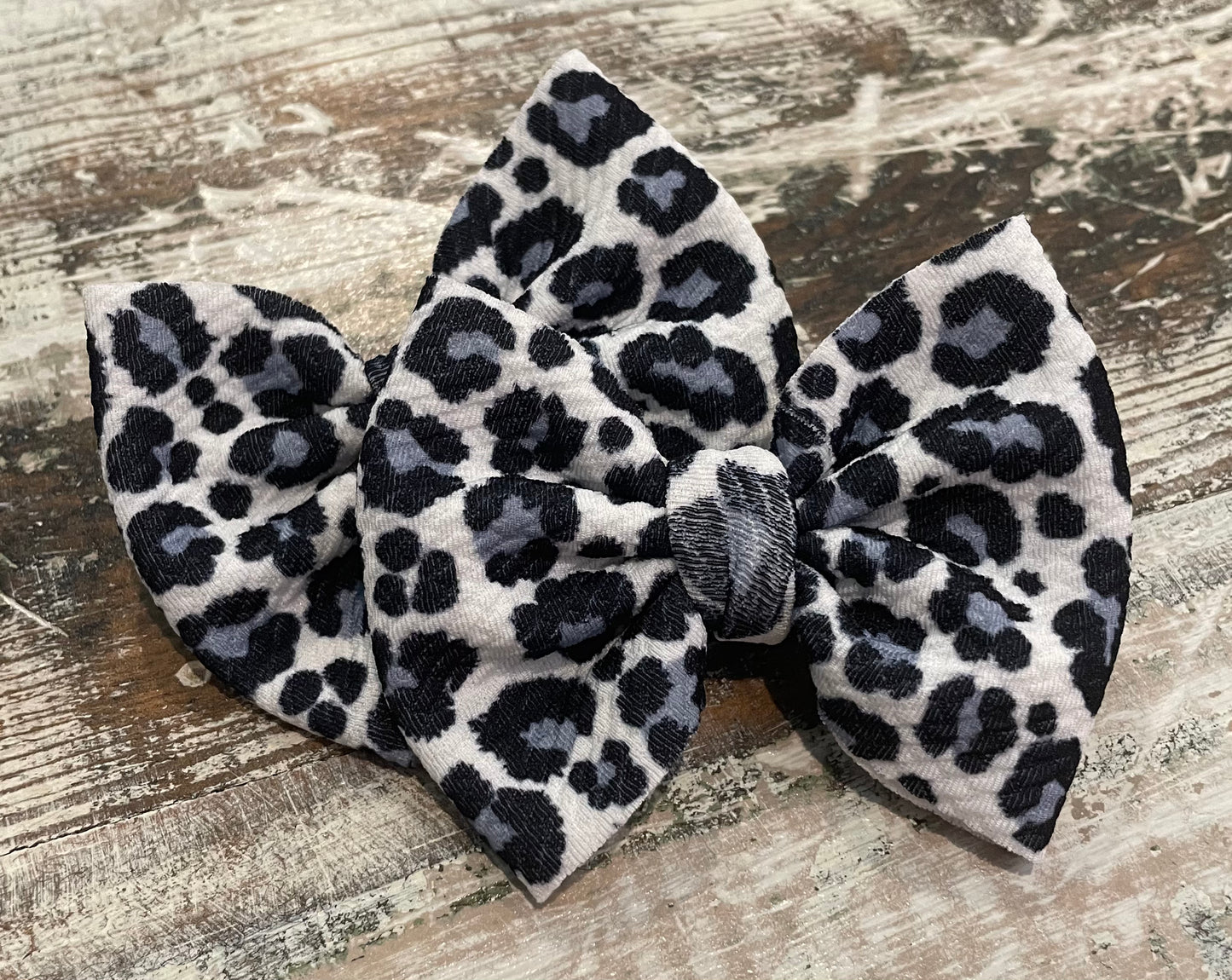 JJs 3in Printed Piggie Bows