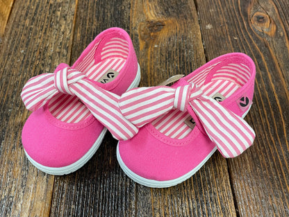 Victoria Velcro Bow Slip On