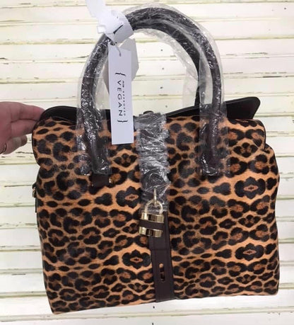 Leopard purse