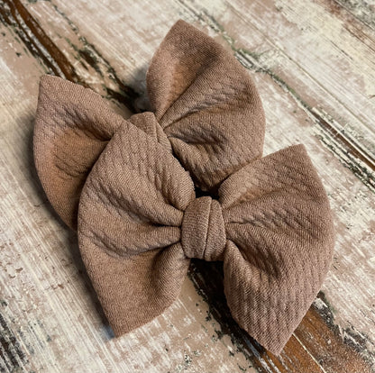 JJs 3in Solid Piggie Bows