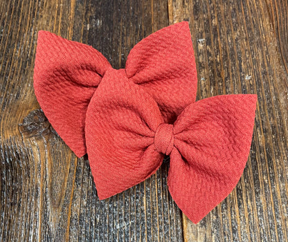 JJs 3in Solid Piggie Bows