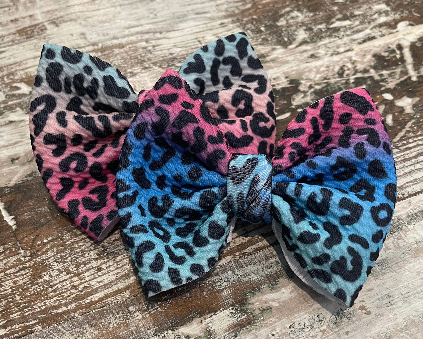 JJs 3in Printed Piggie Bows